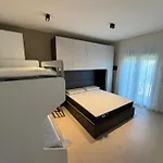 Sun Village L&B Appartament